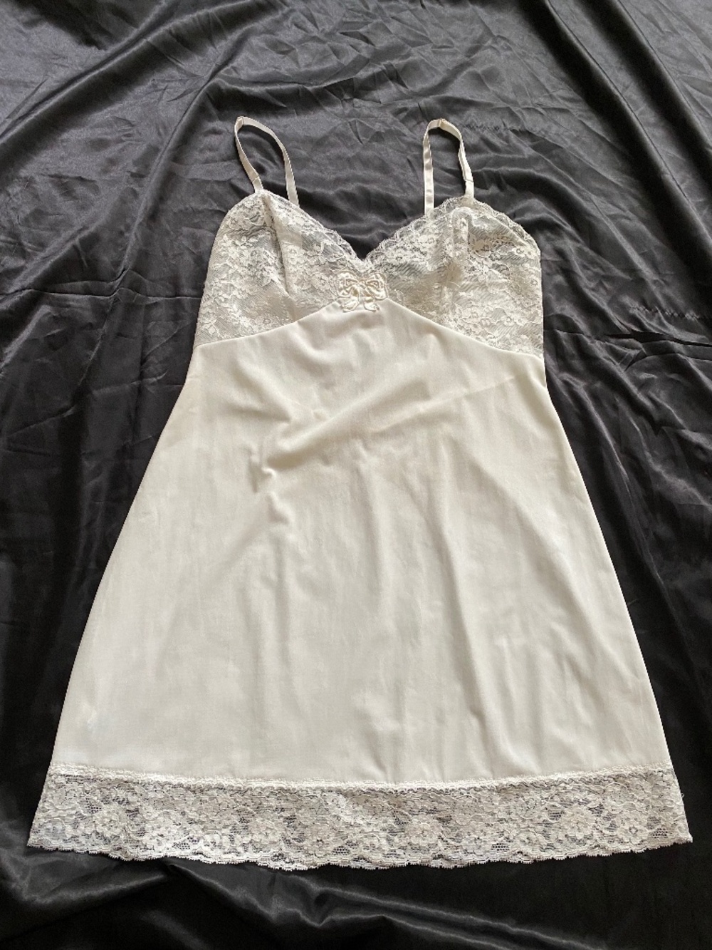 Vintage 1960s White Bow Lace Half Mini Slip Van Raalte MCM Coquette XS
